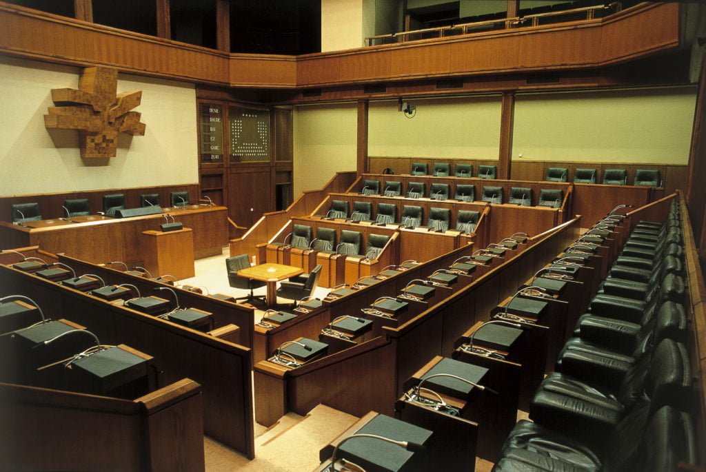 Parlamento Vasco, escaños