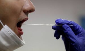 pruebas de saliva