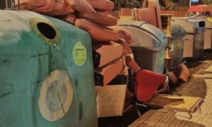Multas de hasta 1.200 euros por abandonar muebles y basura fuera de contenedores