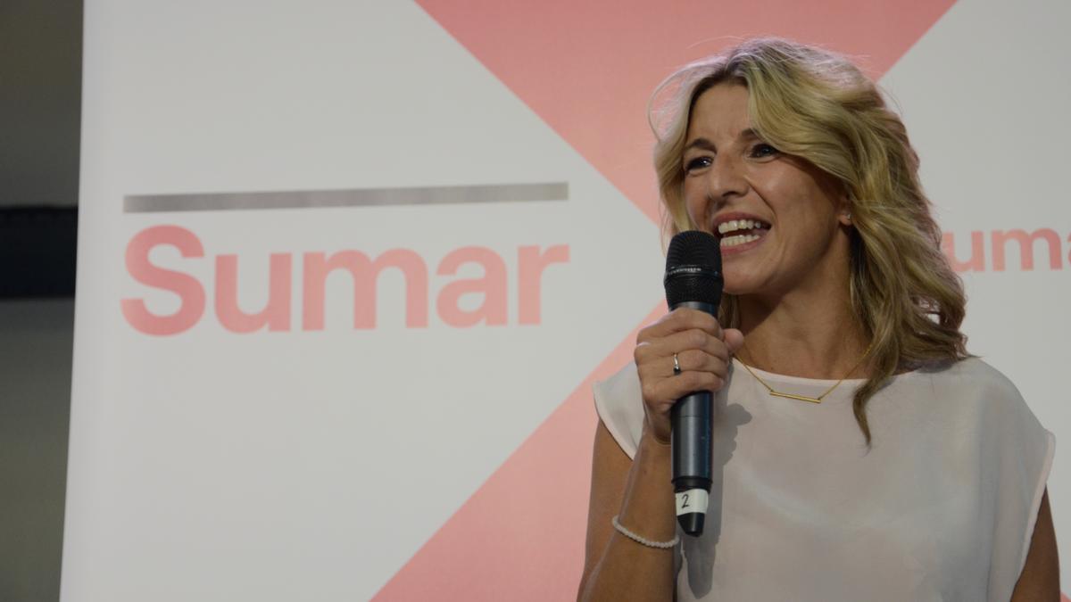 Yolanda Díaz presentando la iniciativa de SUMAR para la reducción de la jornada laboral.