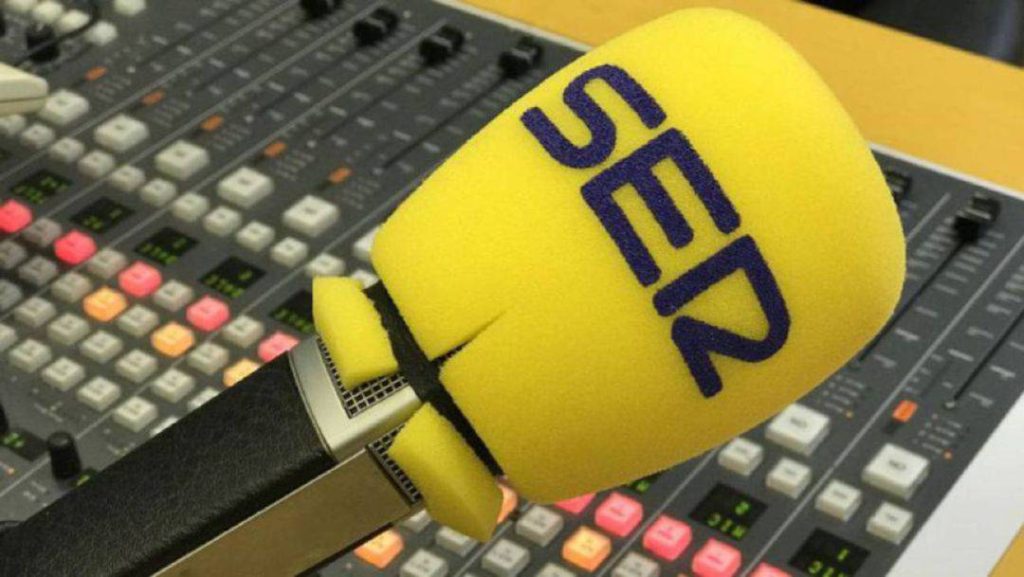Micrófono de la radio Cadena SER en Euskadi.