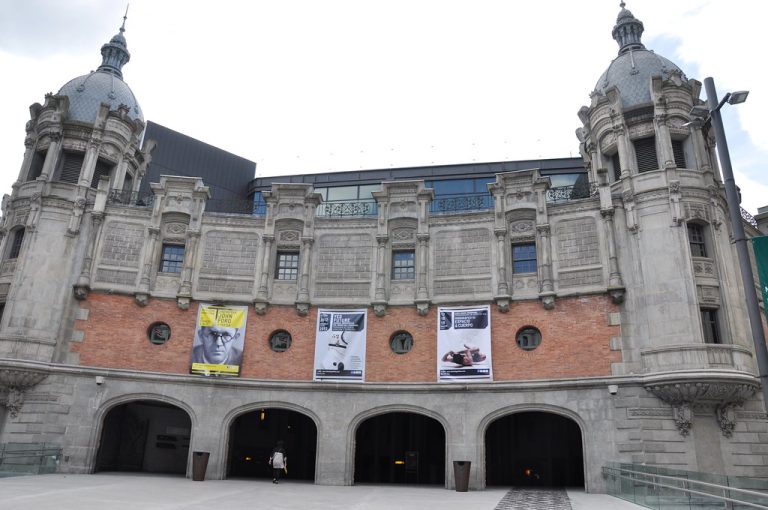 Azkuna Zentroa – Alhóndiga Bilbao, Centro de Sociedad y Cultura Contemporánea del Ayuntamiento de Bilbao