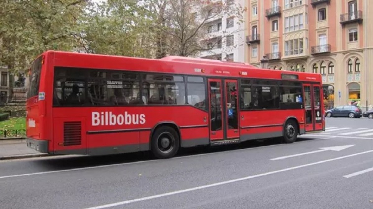 Usuarios de autobuses en Euskadi y del Metro de Bilbao crecen un 28,8% y 15%, respectivamente.