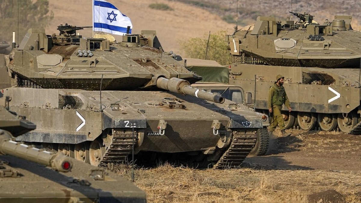 El ejército israelí moviliza tanques en Gaza