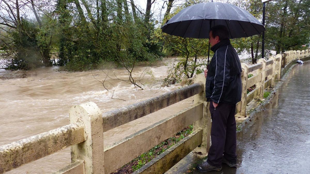 El centro de Zalla comúnmente experimenta inundaciones.