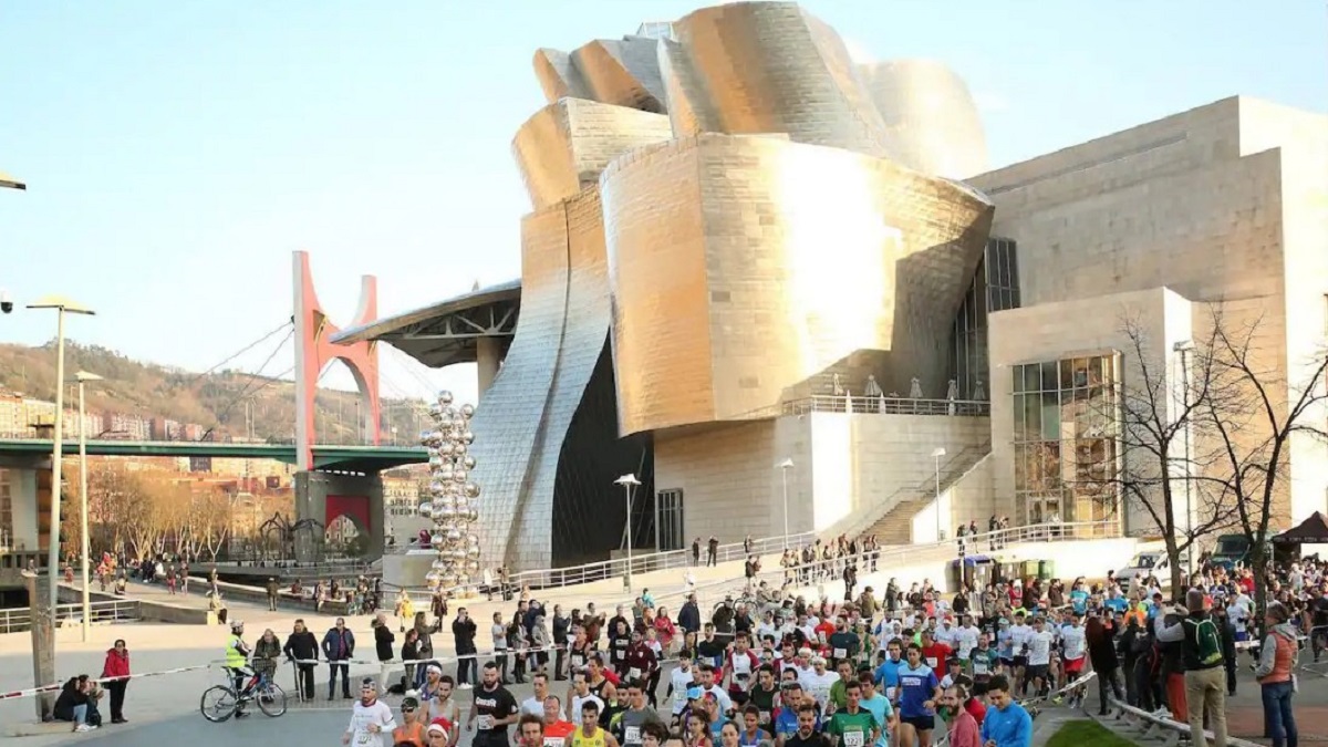 El evento San Silvestre Bilbao-Rekalde 2022 provocará modificaciones en el tráfico y transporte en zonas cercanas al Museo Guggenheim y Plaza de Rekalde