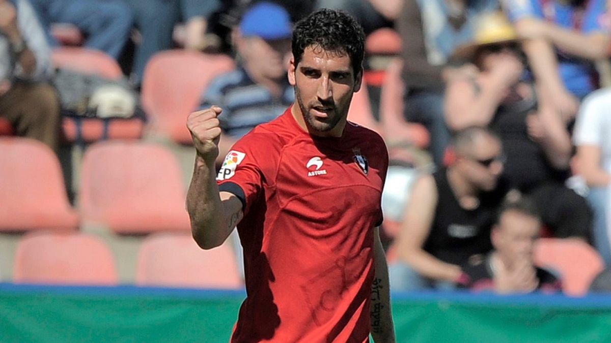 Raúl García considera finalizar su carrera en Osasuna