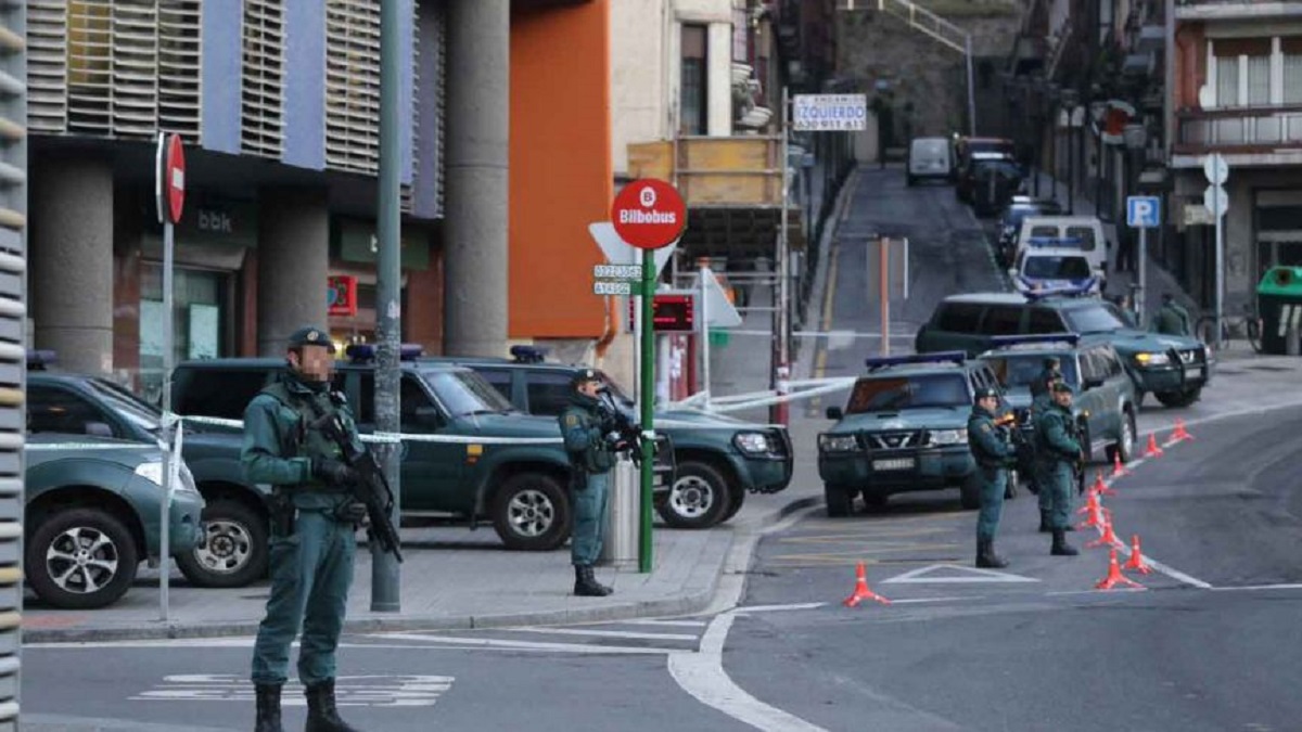 Intervención de la Guardia Civil en Bilbao.