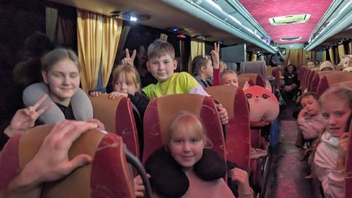 Bizkaia abre sus brazos a 18 menores Ucranianos en Navidad