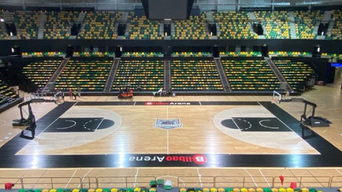 El Ayuntamiento renueva el suelo del Bilbao Arena