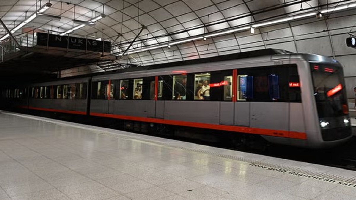 El sector público de Bilbao en huelga metro garantiza servicios mínimos