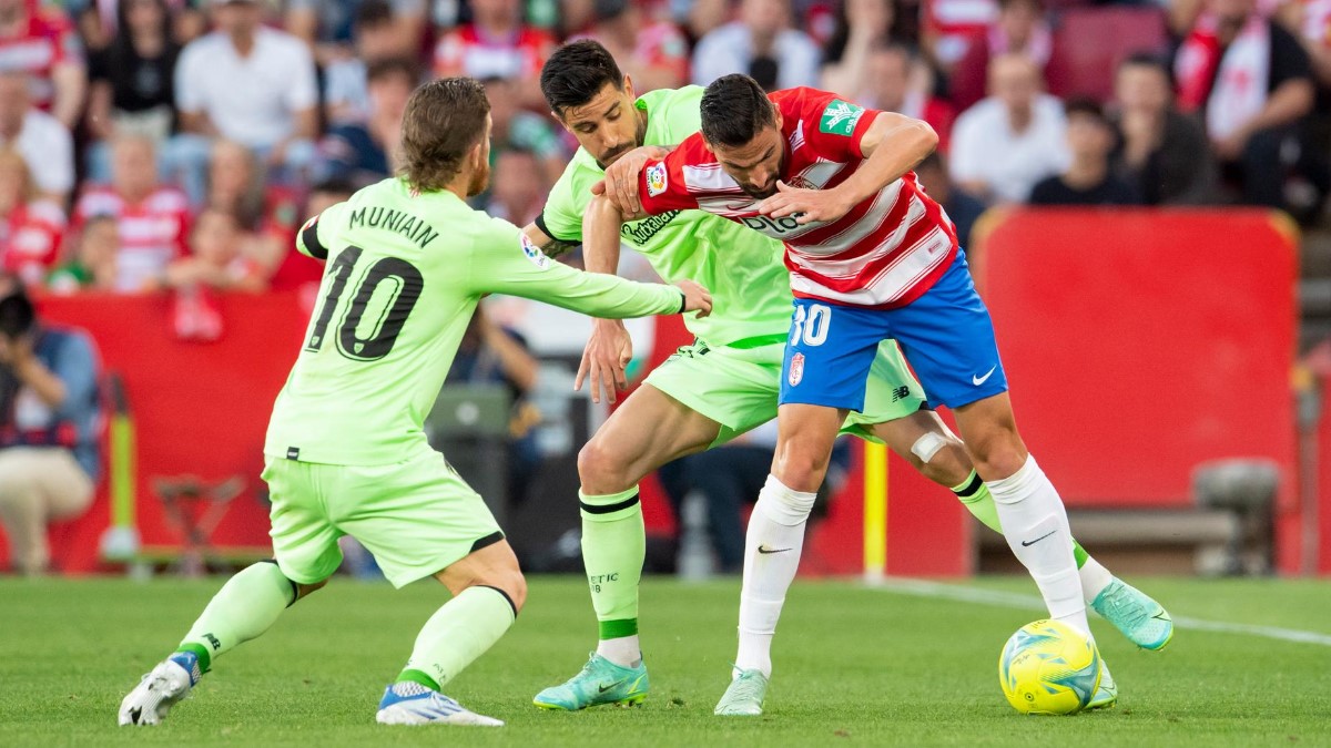 Granada se refuerza para su enfrentamiento con el Athletic
