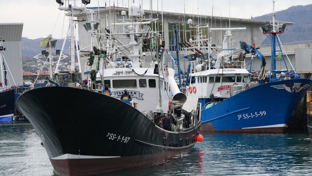 La pesca se prohíbe temporalmente en el golfo de Bizkaia