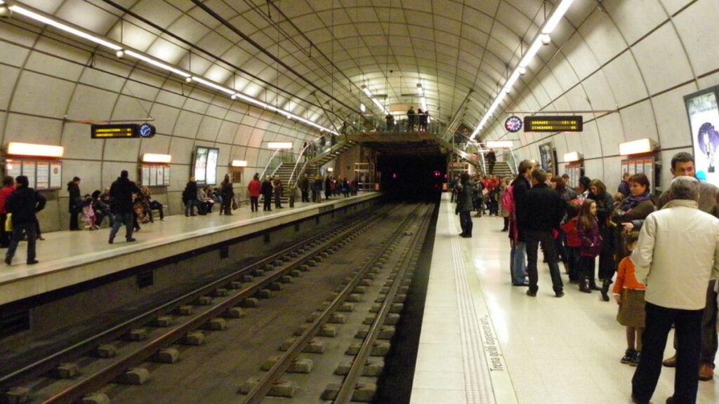 Metro Bilbao anuncia mejoras en sus frecuencias y horarios