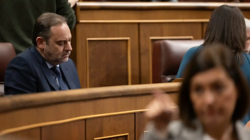 El PSOE plantea un ultimátum a Ábalos