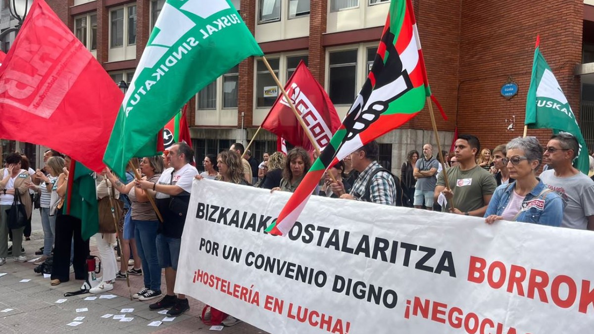 Los sindicatos de hostelería en Bizkaia convocan movilizaciones por estancamiento de la patronal