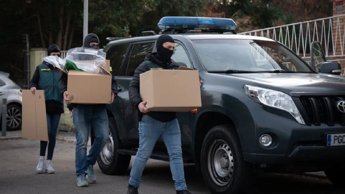 Operativo contra los Trinitarios en Euskadi culmina con ocho detenciones