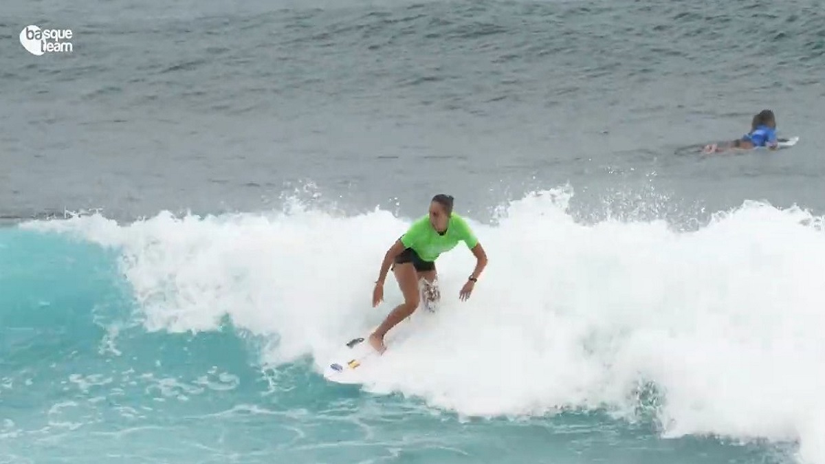 Surfistas vascos brillan en el Campeonato Mundial de Surf en Puerto Rico