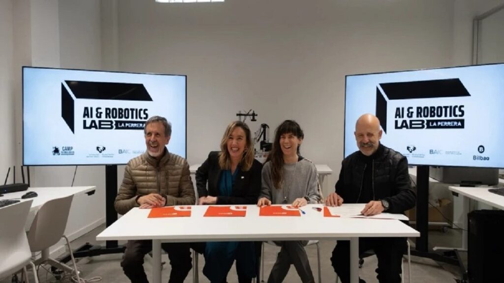Inauguran IA&ROBOTICS LAB en Bilbao, Estudiantes al frente de la vanguardia tecnológica