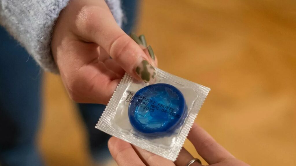 Sanidad estudia financiar preservativos para jóvenes de 14 a 22 años