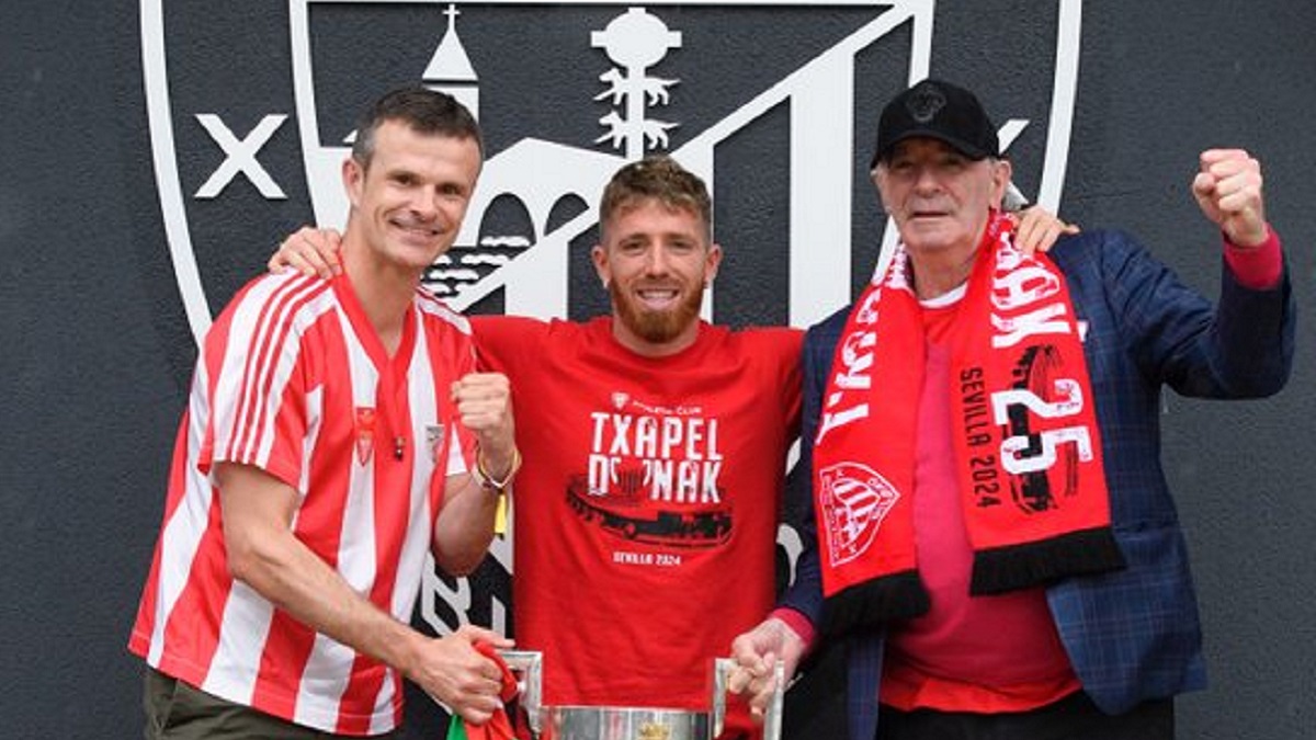 Amistad, Athletic y rock&roll El significado especial de la camiseta de Valverde tras ganar la Copa (2)