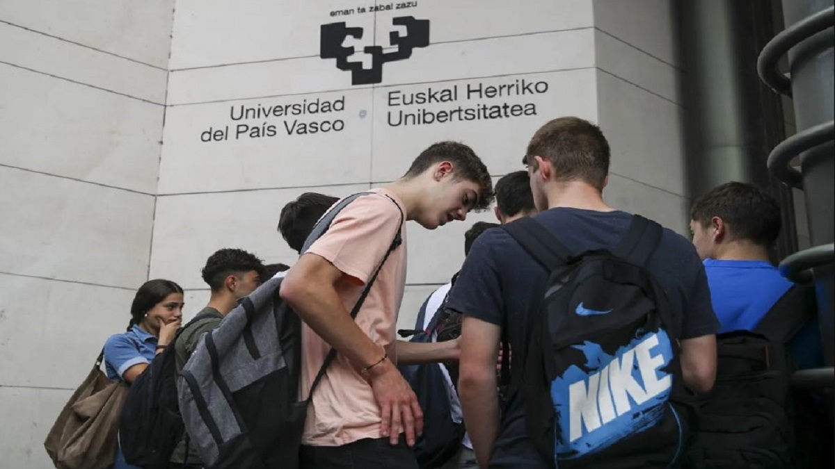 Euskadi lidera España en porcentaje de titulados superiores
