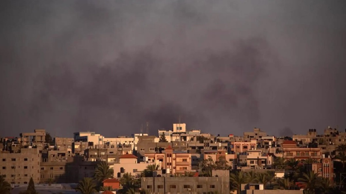 Ataque devastador de Israel en campamento de desplazados de Rafah deja múltiples víctimas