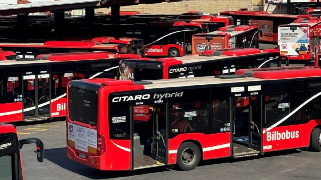 Bilbobus mantiene huelga indefinida de lunes a viernes durante el verano