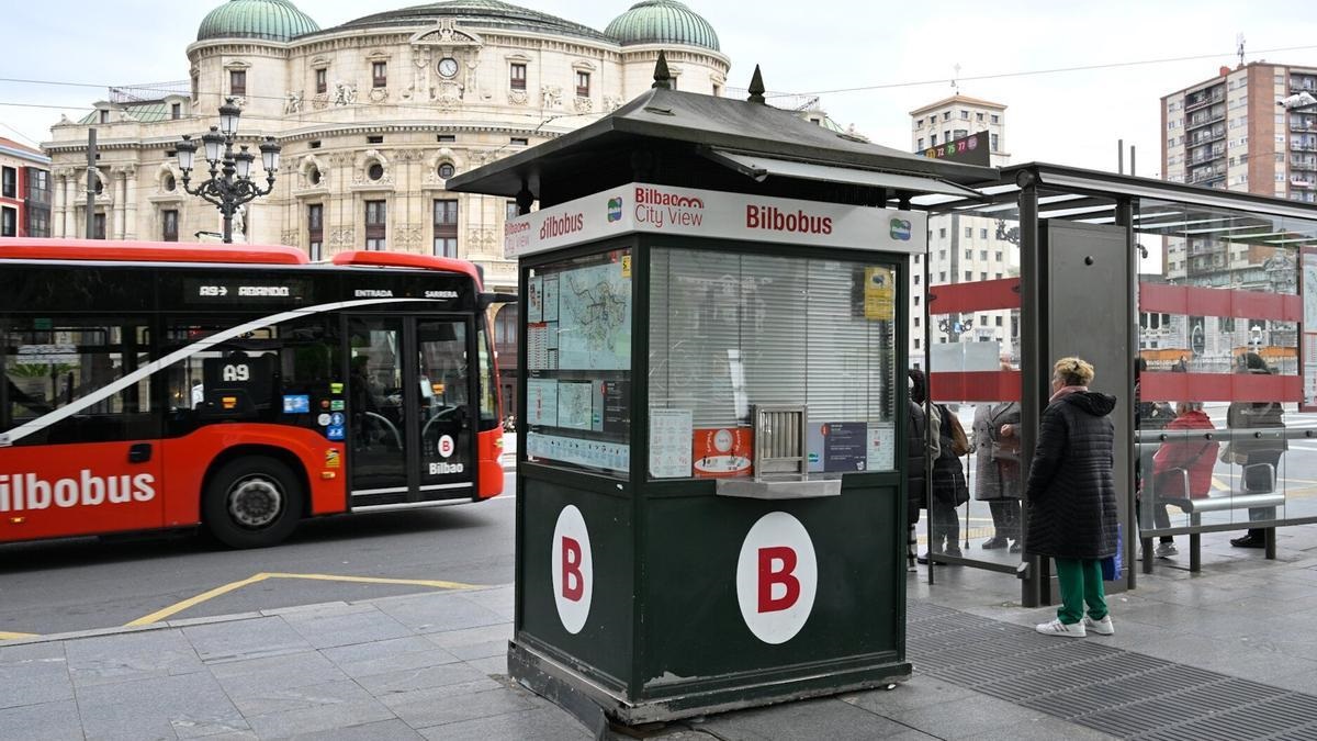 Bilbobus mantiene huelga indefinida de lunes a viernes durante el verano