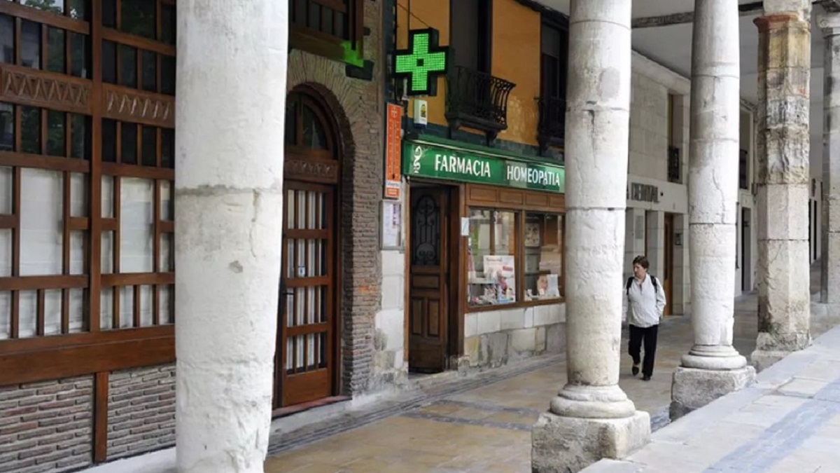 Euskadi implementa una red de farmacias centinela para monitorizar reacciones adversas