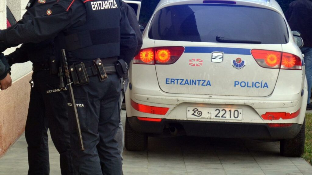 Investigación por ataque lesbofóbico a una joven golpeada en el oído en Getxo