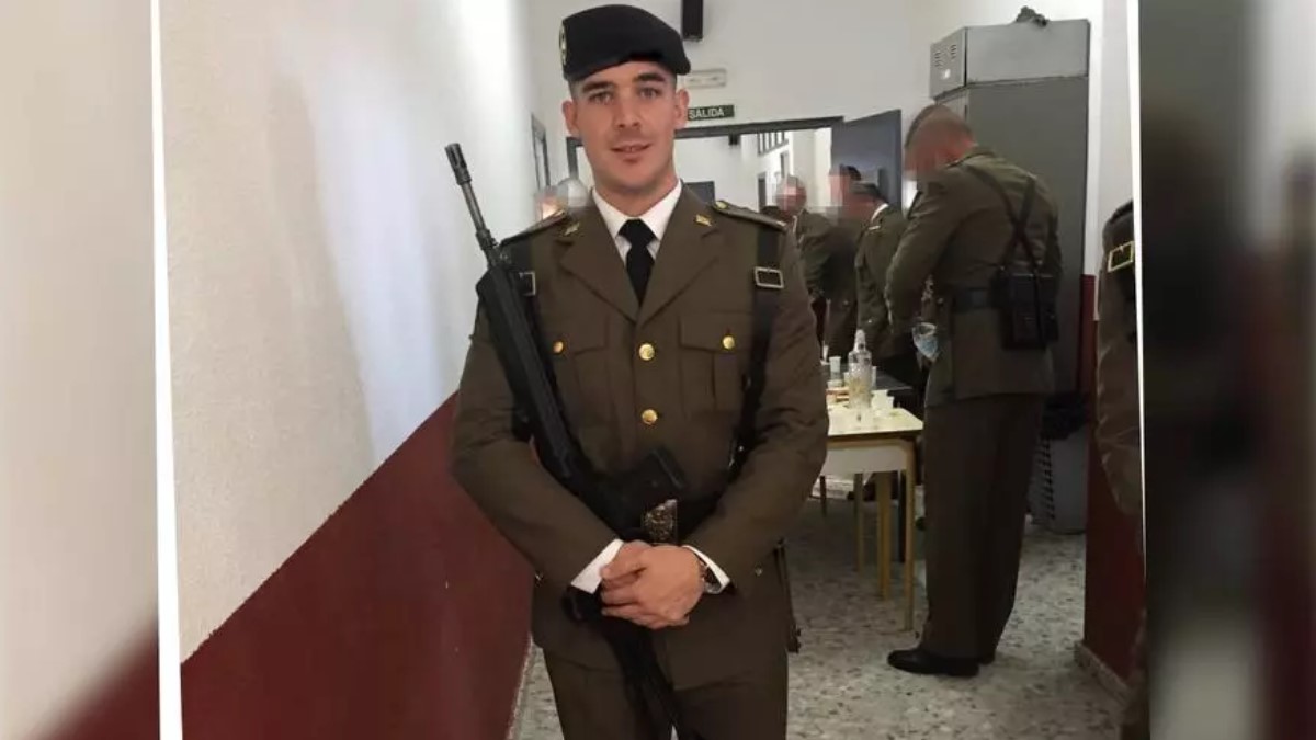 La luz de la muerte en el ejército español
