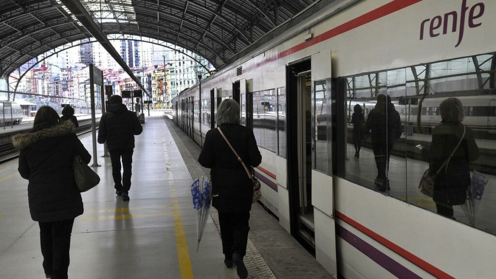 Renfe reconoce supresión de trenes en Bizkaia