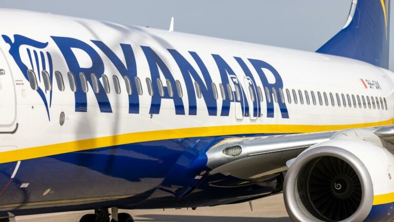 Viajeros-vascos-enfrentan-nuevas-politicas-de-equipaje-de-mano-en-Ryanair-1