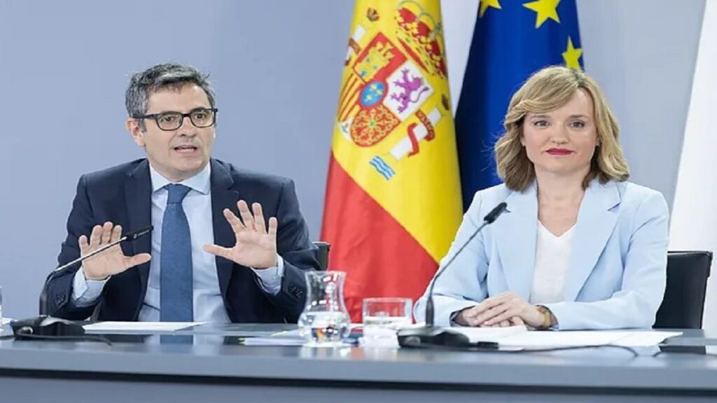 El Gobierno aumenta a 16 años la edad mínima para tener cuenta en redes sociales