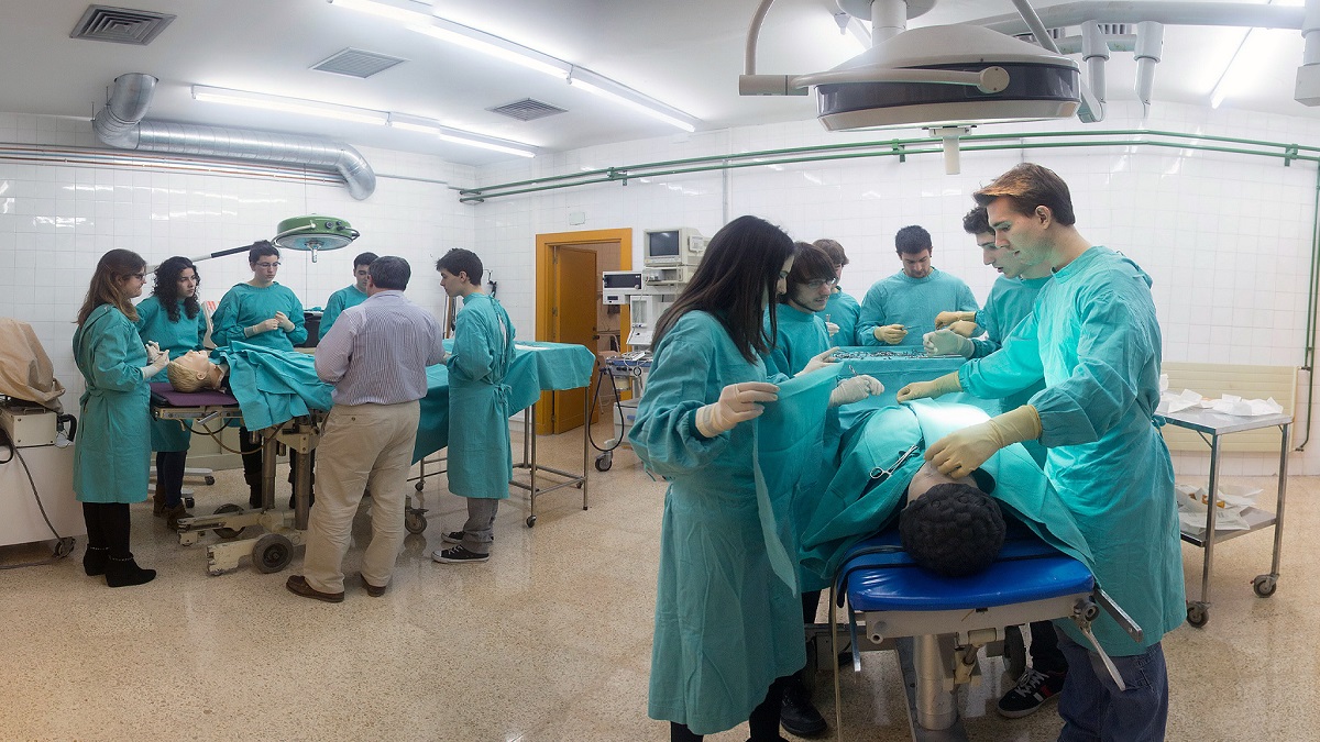 Facultad de Medicina de la UPVEHU alcanza el séptimo lugar en el ranking MIR