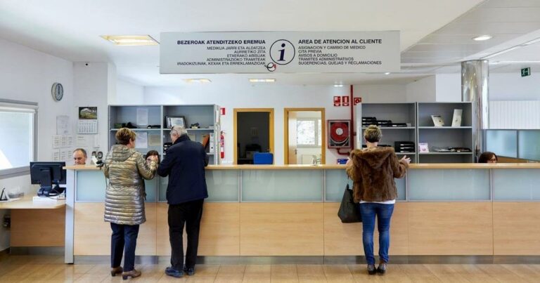 La situación actual de la sanidad en Euskadi es alarmante debido a la escasez de médicos