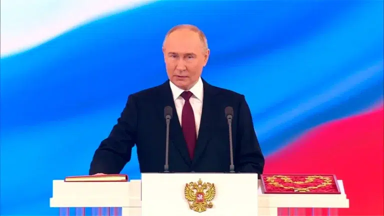 Vladimir Putin ha anunciado que su país está revisando su programa nuclear para adaptarse