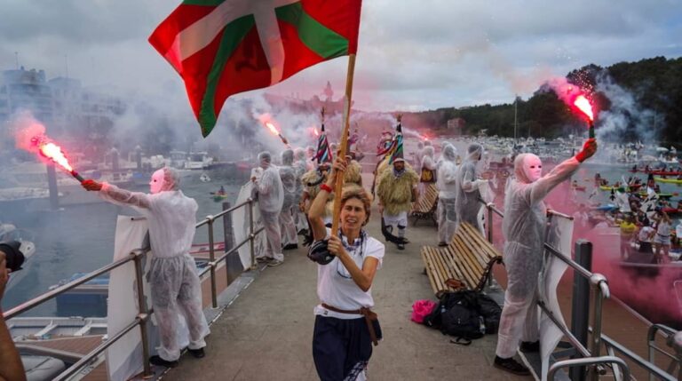 Marcha por el Mar en Plentzia: Solidaridad y Reivindicación el 3 de Agosto