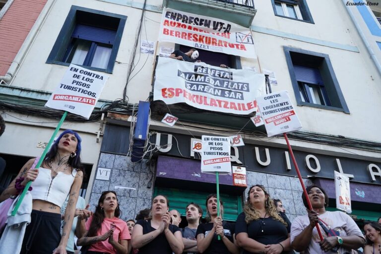 Activistas ocupan piso turístico en San Francisco