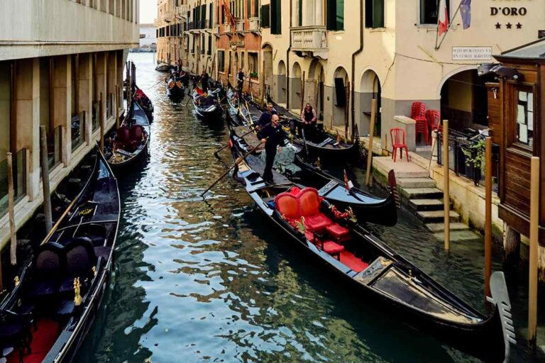 Venecia limita acceso a grupos turísticos de más de 25 personas