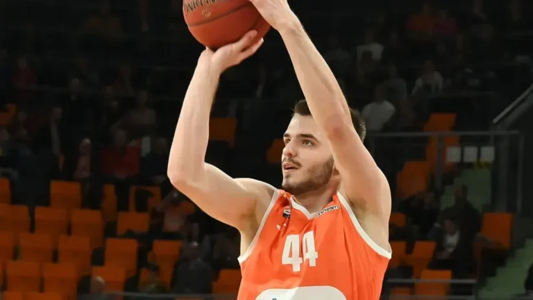 Fedor Zugic, escolta montenegrino, renuncia a Bilbao y se une a Creighton en la NCAA.