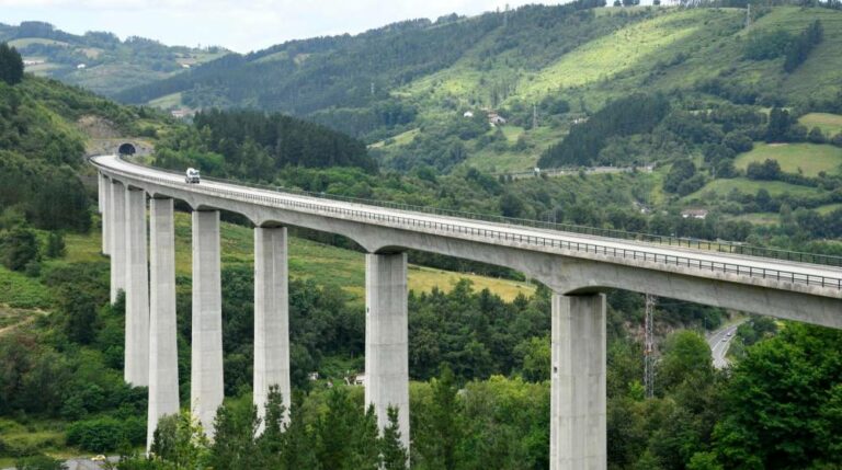 Y vasca conecta Vitoria y San Sebastián con alta velocidad europea